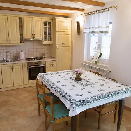 Apartmán With A Parking Space Zagore, Opatija - 13277 Mošćenička Draga